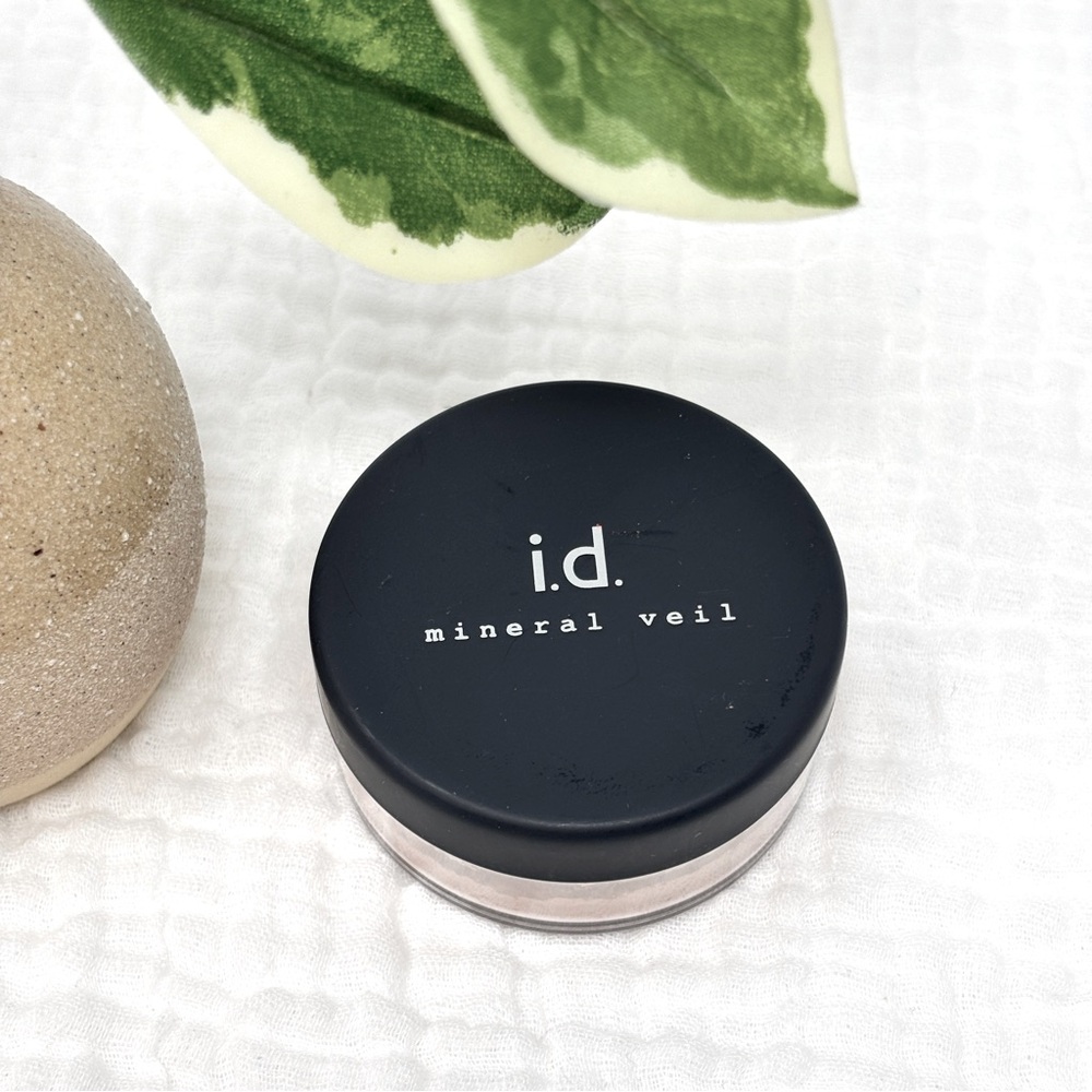 NWT Bare Escentuals BAREMINERALS Mineral Veil .47 oz